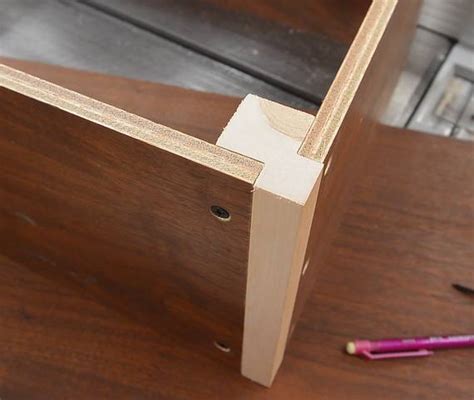 metal inside corners for making a plywood box|how to make plywood box.